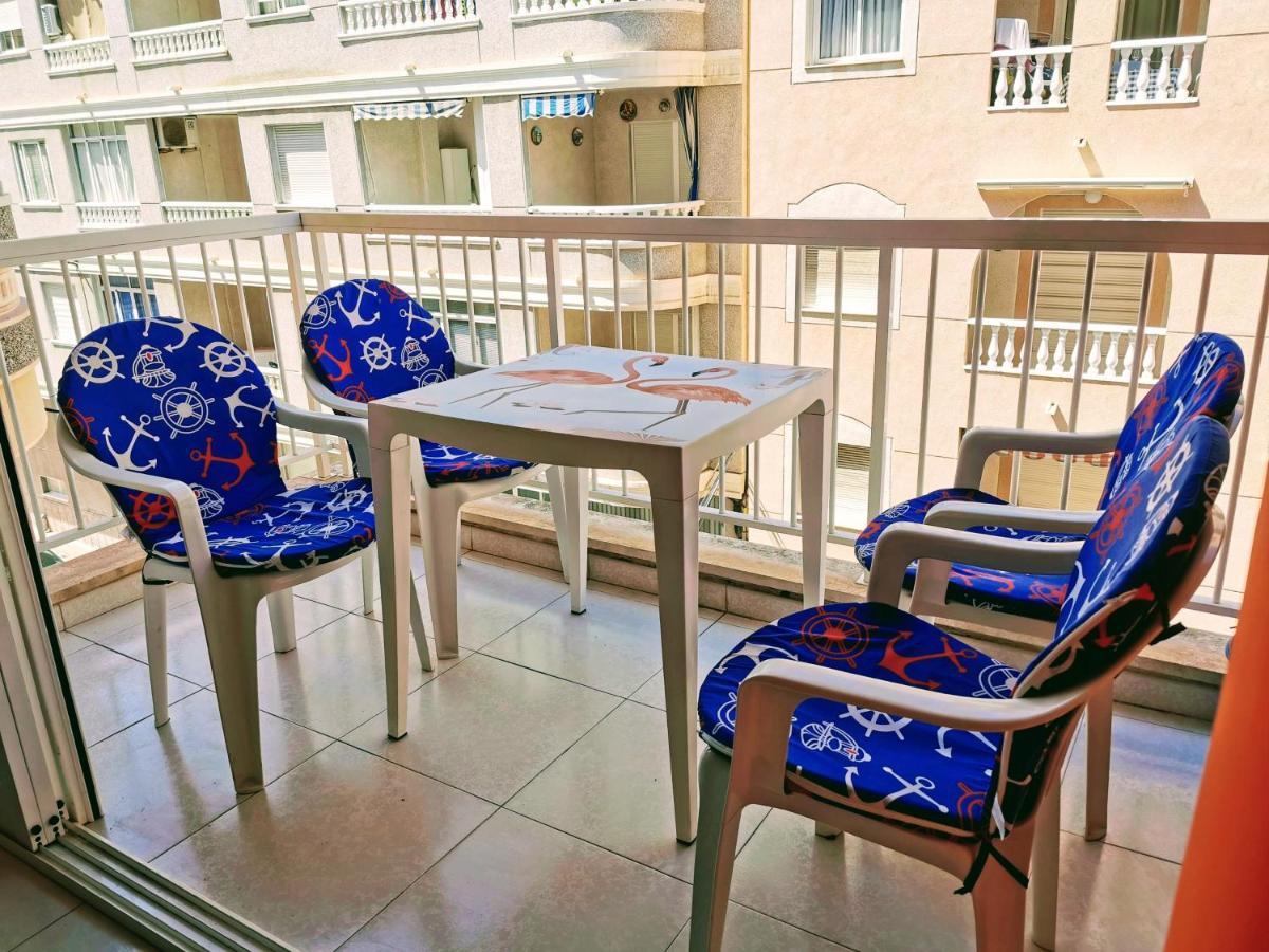 El Sombrero Apartment With Free Wifi Playa Del Cura Torrevieja Exteriör bild